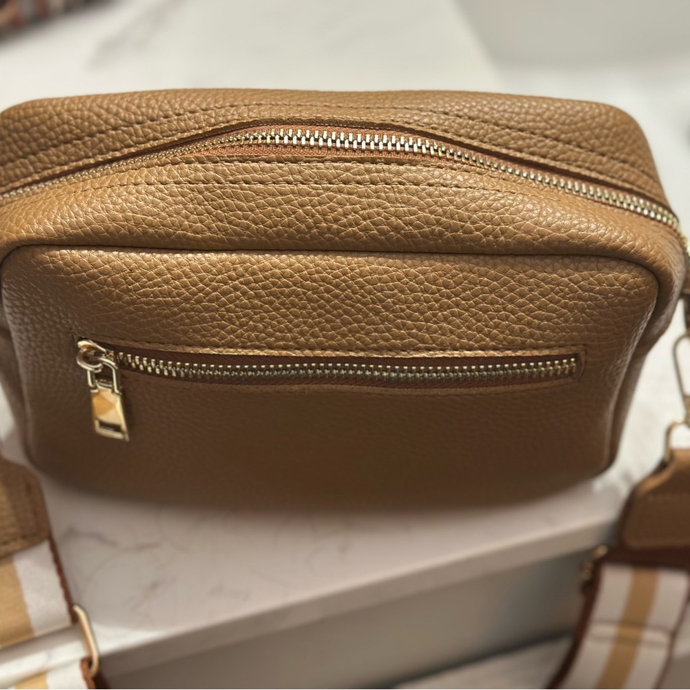 Brown Crossbody Bag with Pebbled Leather and Zipper Closure